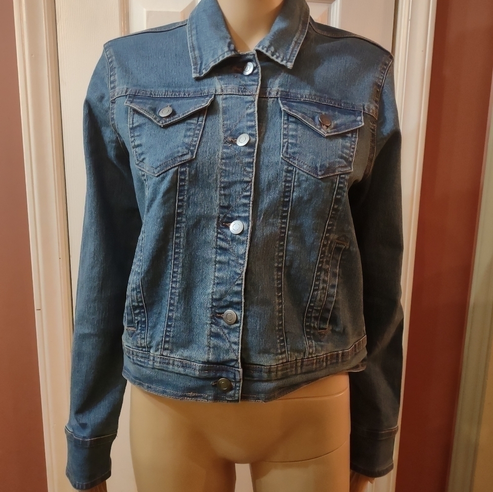Toni Morgan woman's size small jean denim jacket